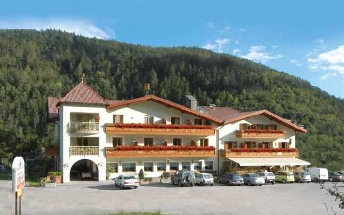Hotel Schoberhof Velturno Exteriör bild